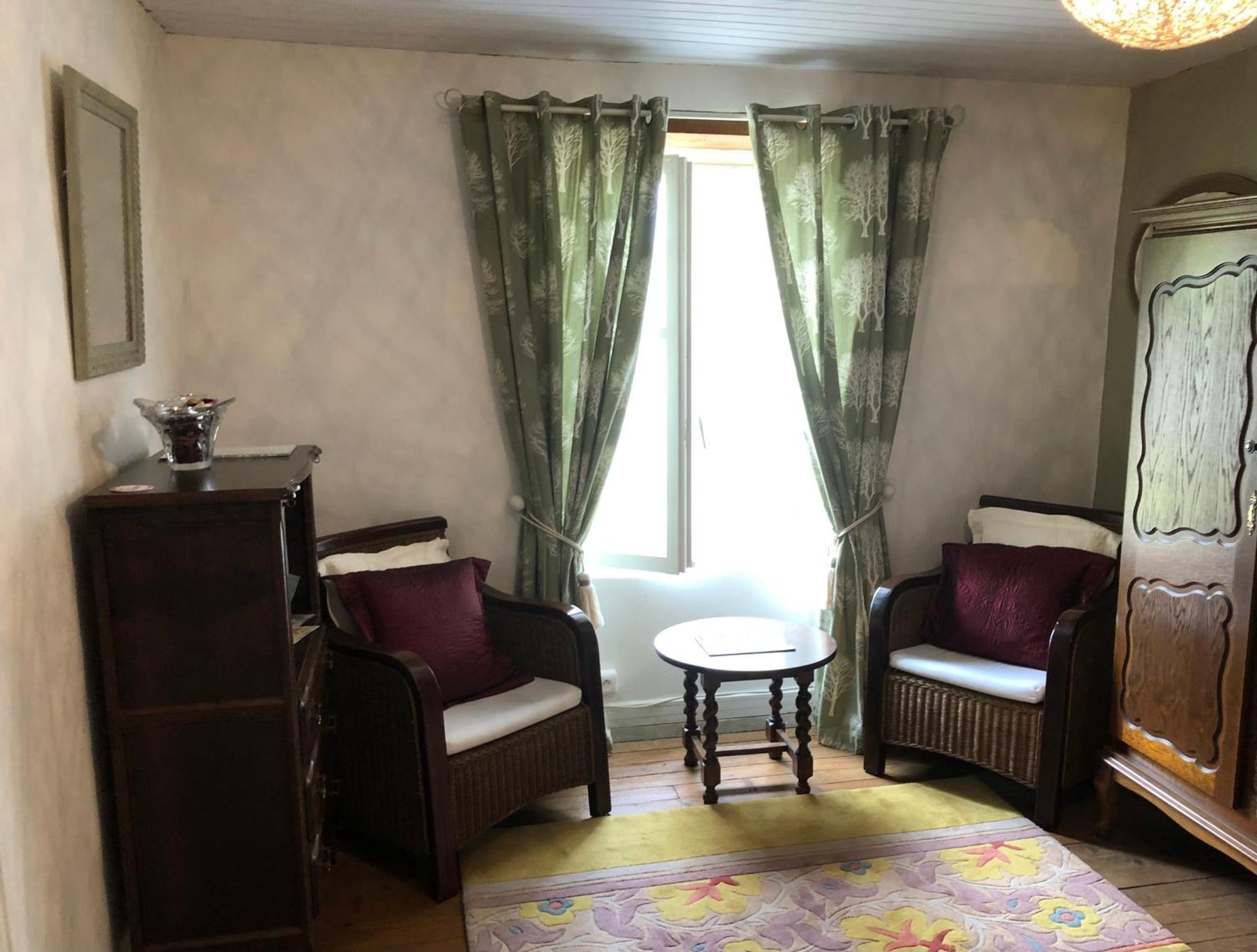 Bed and Breakfast The House Of Lavender Queaux Экстерьер фото
